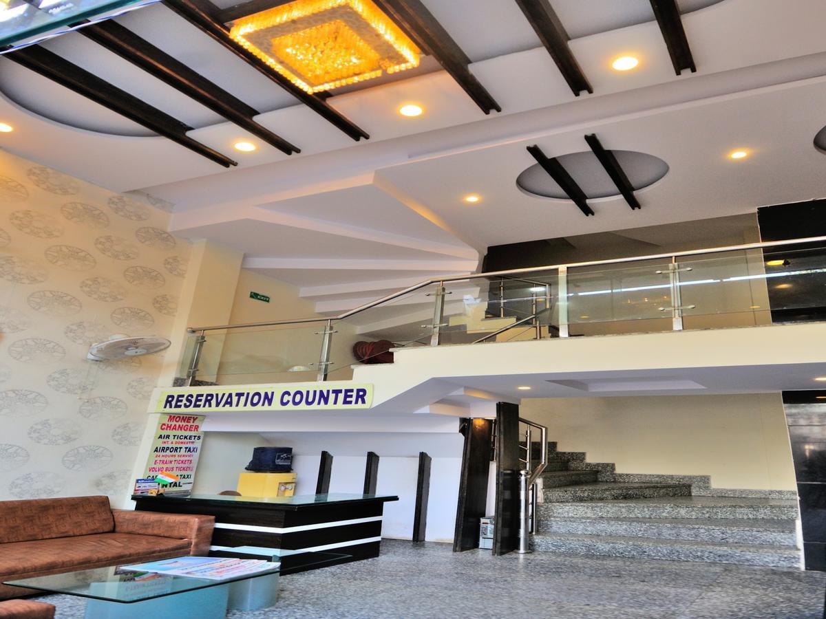 Hotel Gold Star Inn - Paharganj 뉴델리 외부 사진