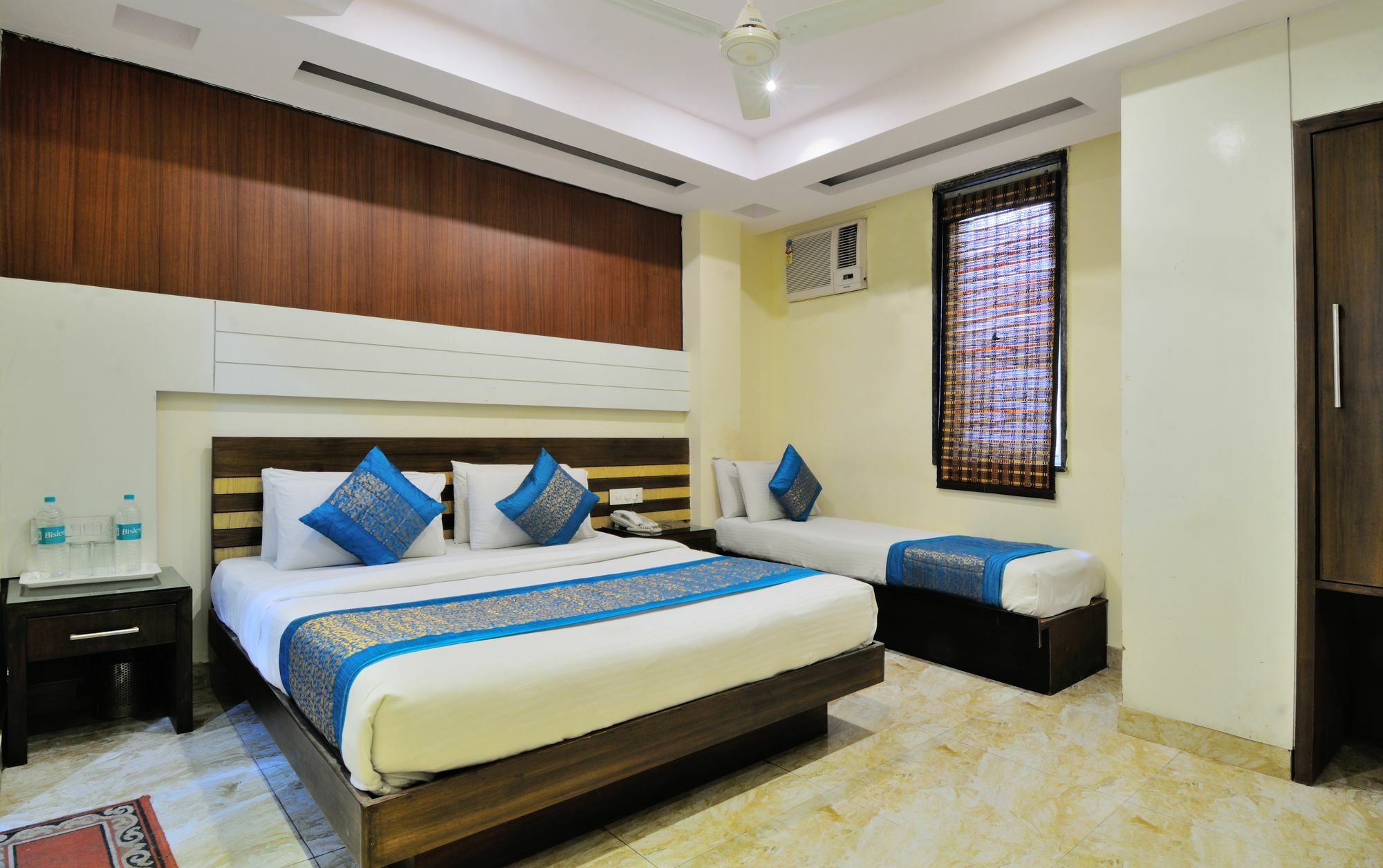 Hotel Gold Star Inn - Paharganj 뉴델리 외부 사진